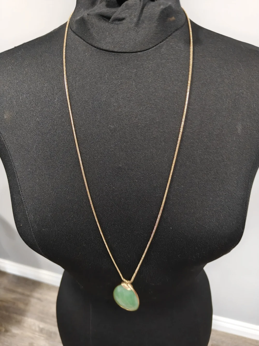 Green Teardrop Pendant Necklace - Gold Chain